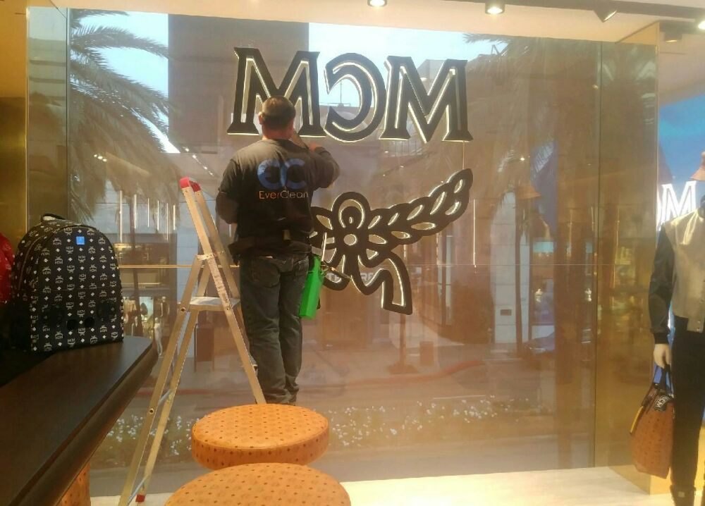 Storefront glass cleaned from the inside - EC Services